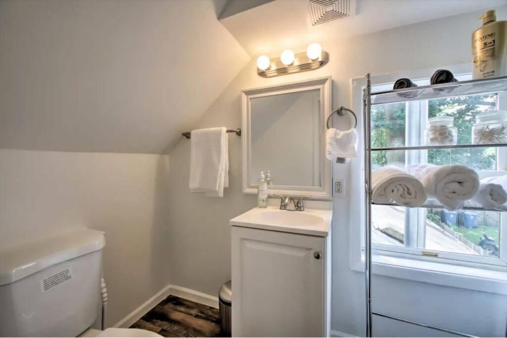 Dunes 3 Bedroom I 2 Baths I 2 Living